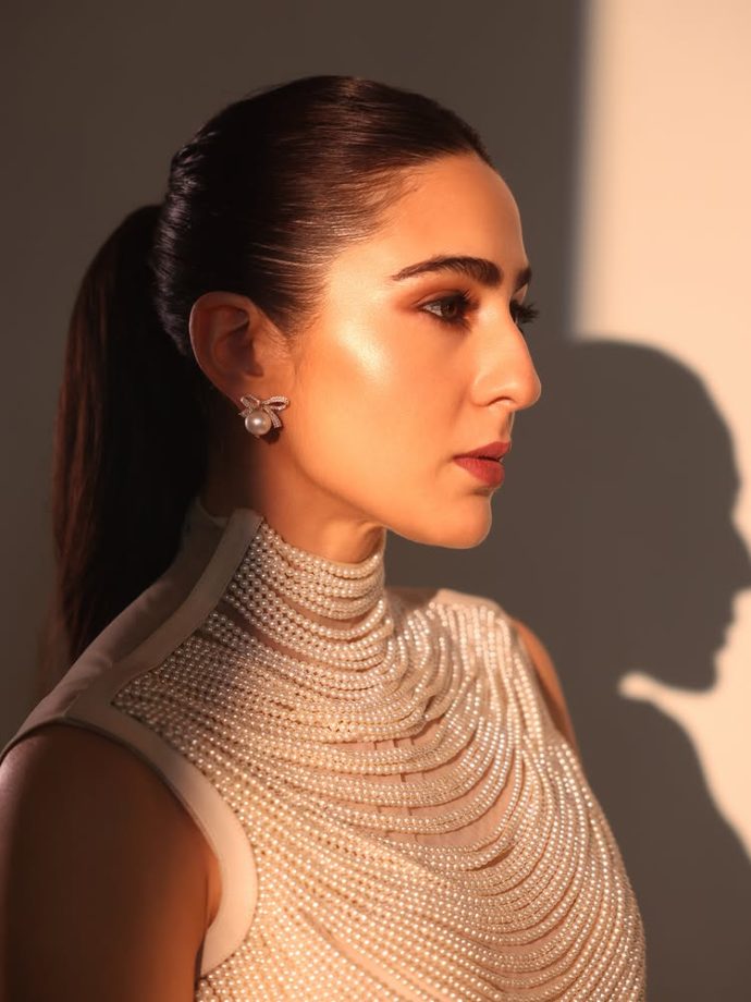 Sara Ali Khan Serves Power Dressing Goals In Chic Neutral Look 997527
