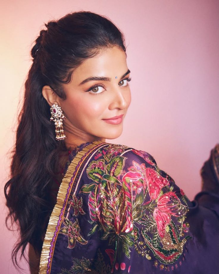 Wamiqa Gabbi Gives Festive Fashion A Fresh Spin In Colorful Lehenga 997535