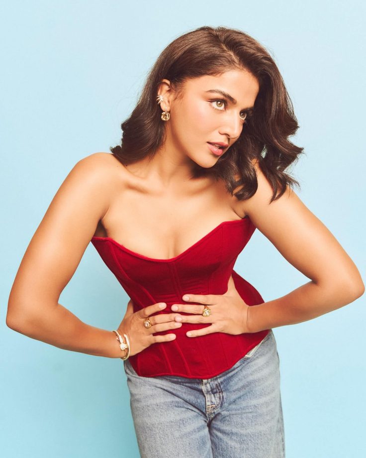 Wamiqa Gabbi keeps it sharp and stylish in a red corset with relaxed denim 996655