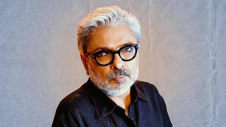 Bollywood News: Sanjay Leela Bhansali Lands In Controversy Over Workers Safety, Zeenat Aman's Bold Confession To Kangana Ranaut Wraps Queen 2 Shooting 1