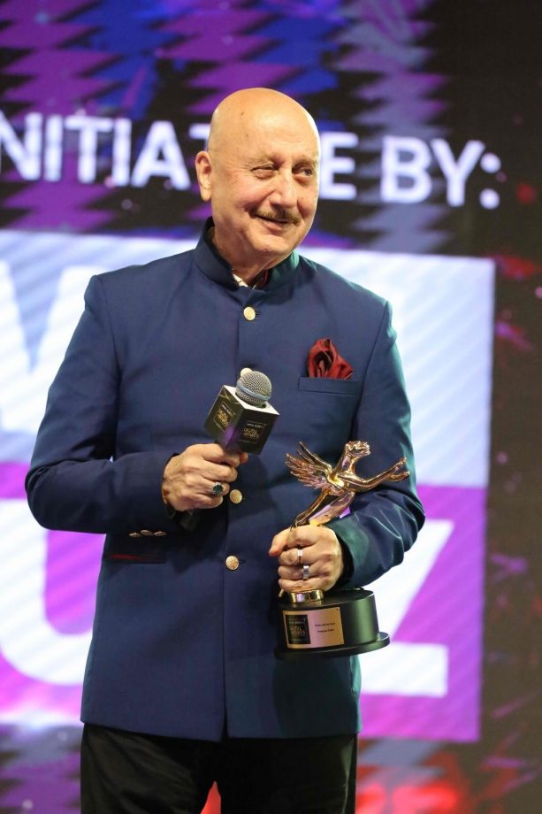 Candid Moments: IWMBuzz Digital Awards Season 8: India’s Biggest OTT and Web Entertainment 1000536
