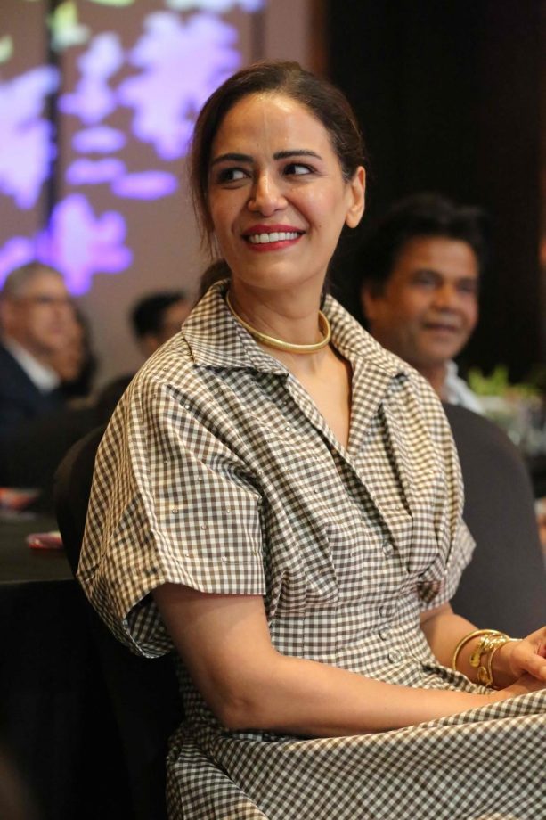 Candid Moments: IWMBuzz Digital Awards Season 8: India’s Biggest OTT and Web Entertainment 1000561