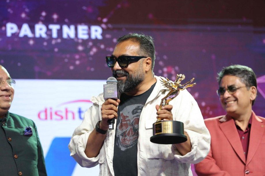 Candid Moments: IWMBuzz Digital Awards Season 8: India’s Biggest OTT and Web Entertainment 1000564