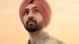 Diljit Dosanjh gives Toronto fans a glimpse of Main Vaapas Aaunga trailer at his concert