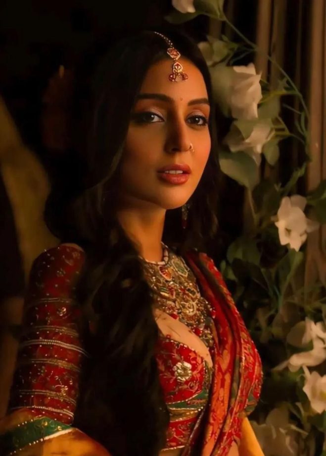 From Deepika Padukone, Sanskruti Jayana to Kriti Sanon: Actresses Who Made Mythology Feel Modern 1000306