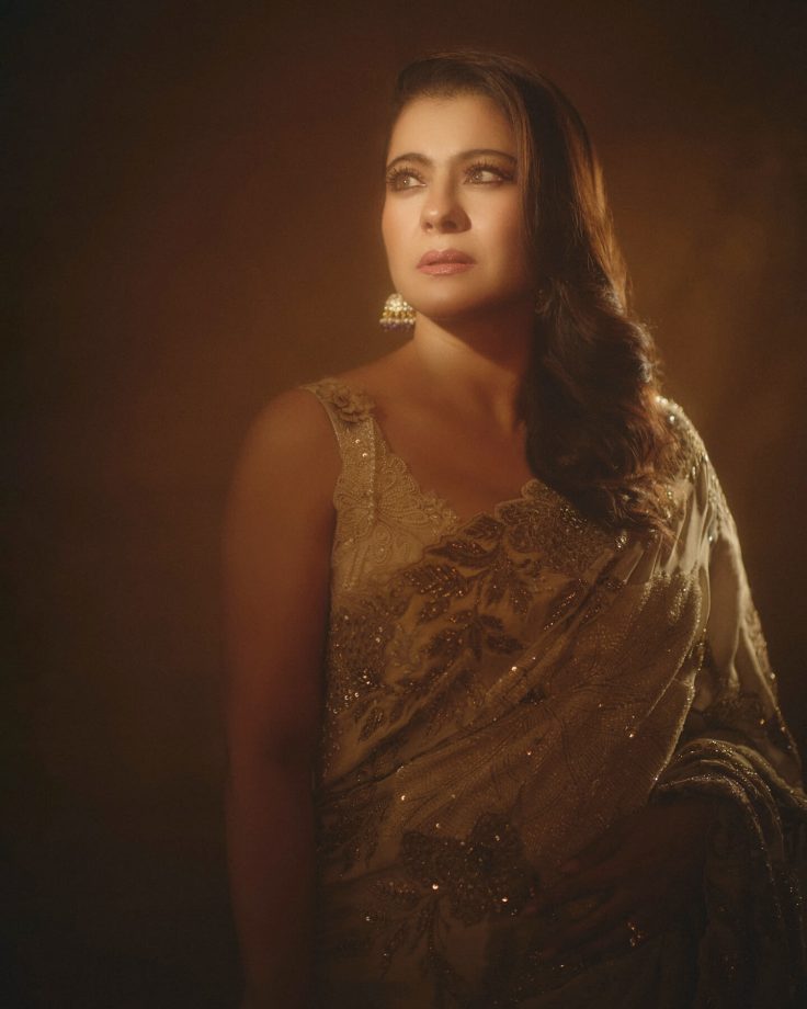 Kajol’s Gold Saree Look Is the Definition of Timeless Grace and Elegance 1
