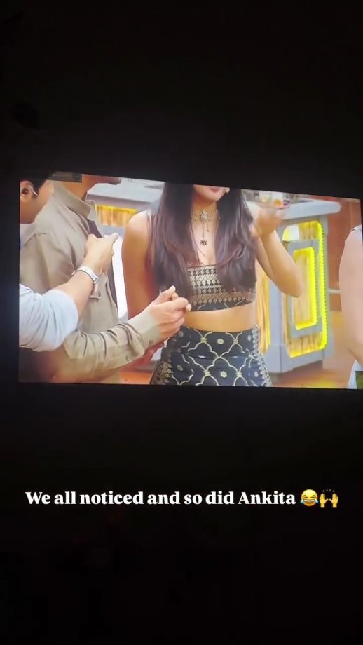 Laughter Chefs S3: Ankita Lokhande Reacts As Vicky Jain Keeps Holding Pooja Hegde's Hand 999505