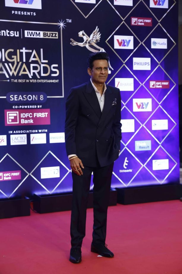 Men Who Owned the Red Carpet at IWMBuzz Digital Awards Season 8 with Their Statement Looks 1000924