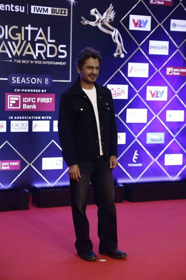 Men Who Owned the Red Carpet at IWMBuzz Digital Awards Season 8 with Their Statement Looks 1000926