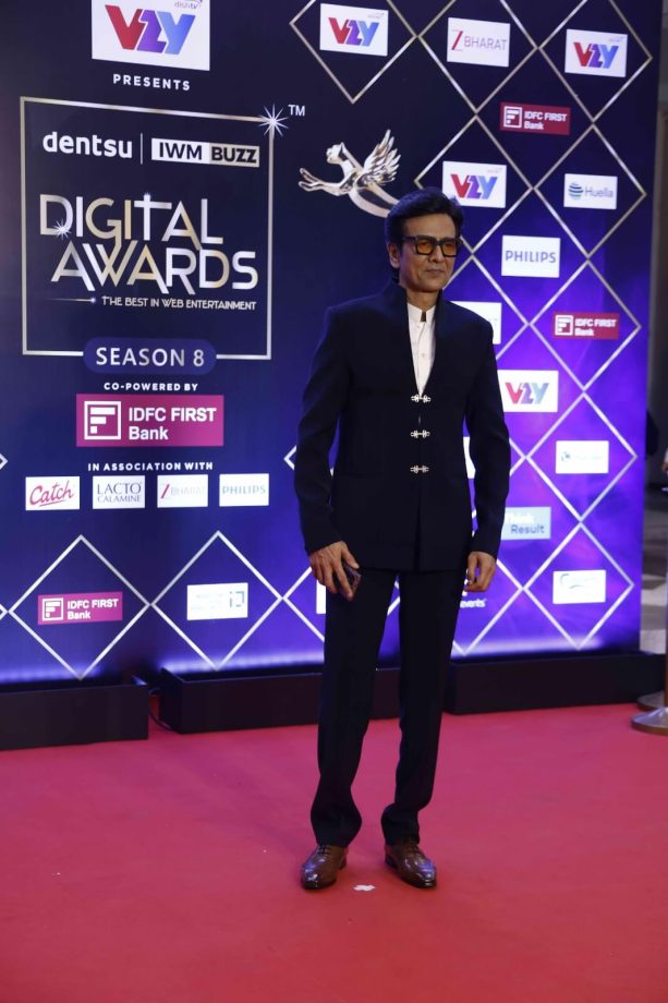 Men Who Owned the Red Carpet at IWMBuzz Digital Awards Season 8 with Their Statement Looks 1000927