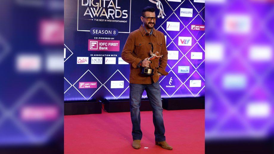 Men Who Owned the Red Carpet at IWMBuzz Digital Awards Season 8 with Their Statement Looks 1000916