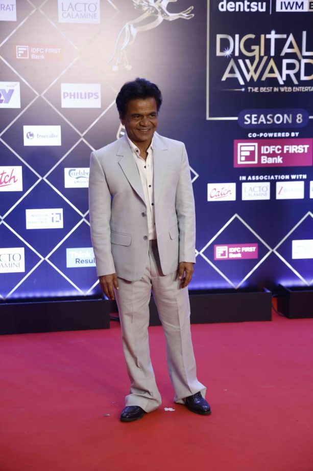 Men Who Owned the Red Carpet at IWMBuzz Digital Awards Season 8 with Their Statement Looks 1000920