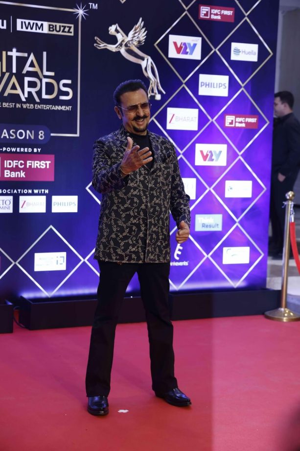 Men Who Owned the Red Carpet at IWMBuzz Digital Awards Season 8 with Their Statement Looks 1000921
