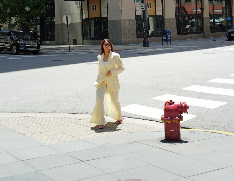Mrunal Thakur Serves Effortless Street Style Goals in Chicago 1000697
