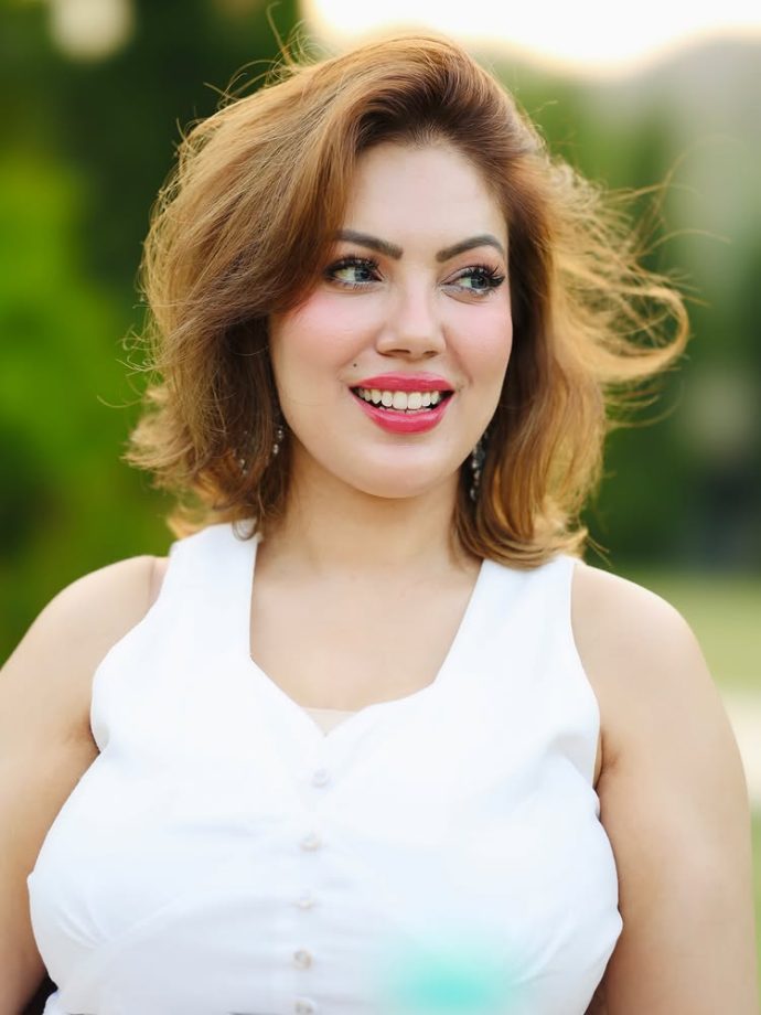 Munmun Dutta Keeps It Effortlessly Elegant in a Classic White Sleeveless Top 1