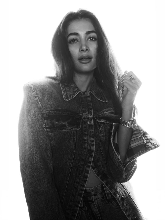 Pooja Hegde Serves Effortless Denim-on-Denim Style, Nails Casual Chic Trend 999388