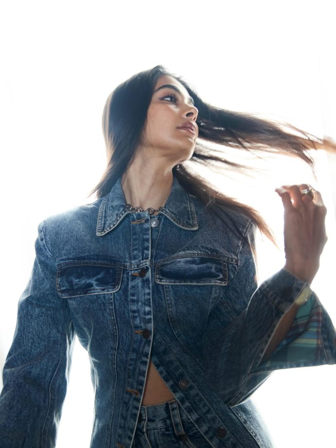 Pooja Hegde Serves Effortless Denim-on-Denim Style, Nails Casual Chic Trend 999385