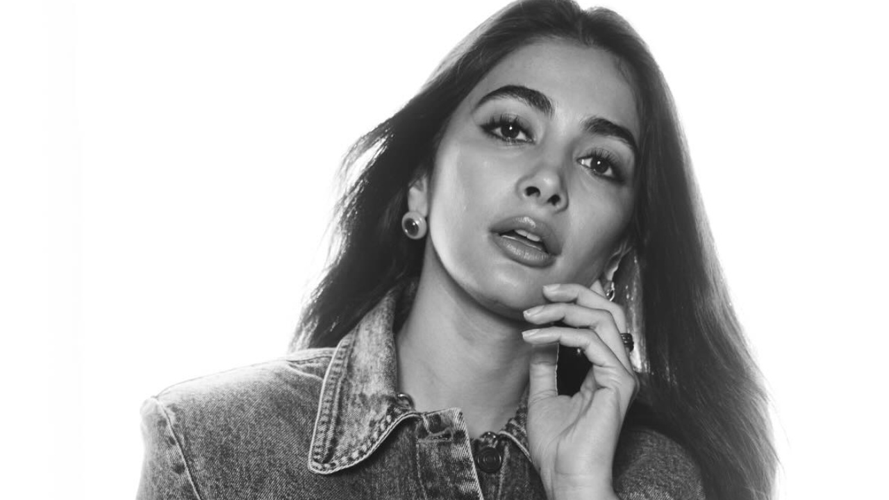 Pooja Hegde Serves Effortless Denim-on-Denim Style, Nails Casual Chic Trend 999391
