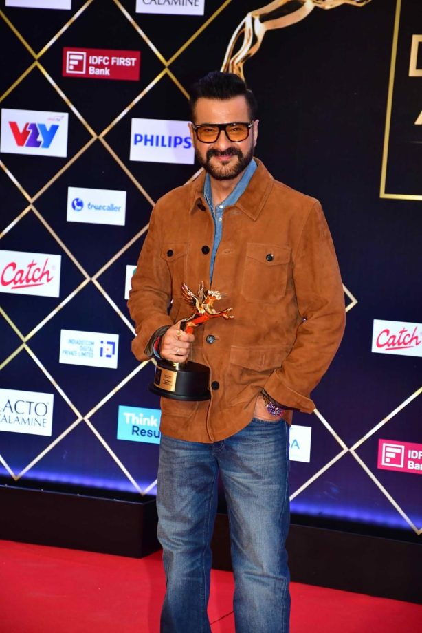 Red Carpet Moments: IWMBuzz Digital Awards Season 8: India’s Biggest OTT and Web Entertainment 1000357