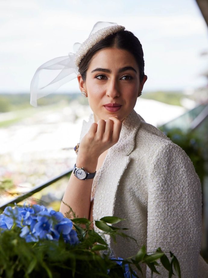 Sara Ali Khan’s White Look Wins Hearts, Fans Say She Looks Like a Real-Life Pataudi Princess 1000781