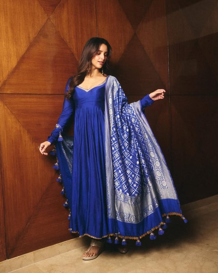 Tripti Dimri Turns Heads in a Royal Blue Anarkali Suit 1000055