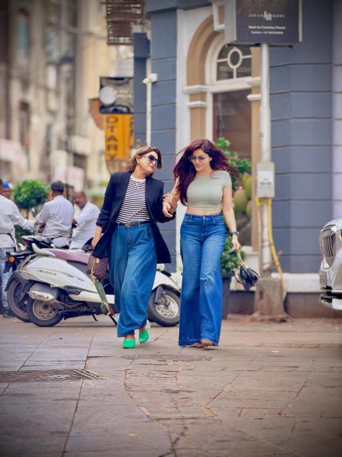 TV Divas Show How Crop Tops and Denim Never Go Out of Style: Anushka Sen, Reem Shaikh, and Rubina Dilaik Serve Casual Fashion Goals 1