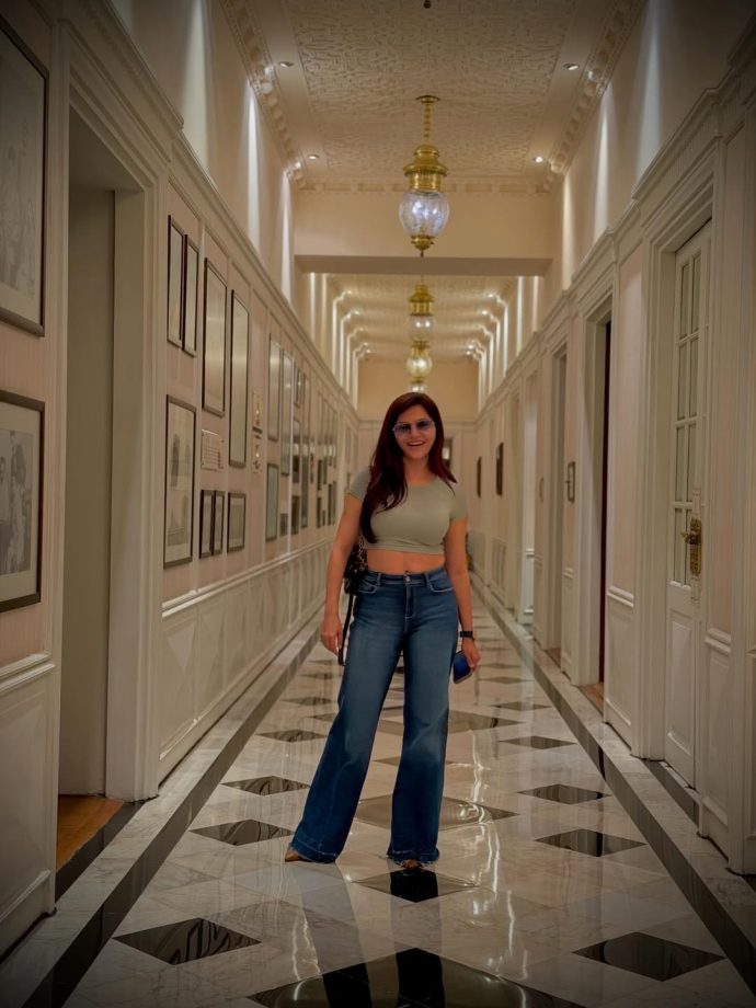 TV Divas Show How Crop Tops and Denim Never Go Out of Style: Anushka Sen, Reem Shaikh, and Rubina Dilaik Serve Casual Fashion Goals 1