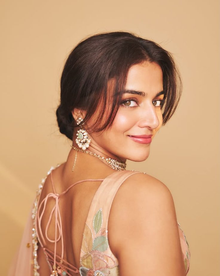Wamiqa Gabbi Twirls in Regal Pastels and Redefines Modern Lehenga Glam 1000095