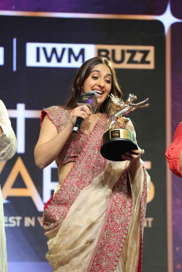 Winning Moments: IWMBuzz Digital Awards Season 8: India’s Biggest OTT and Web Entertainment 1000434