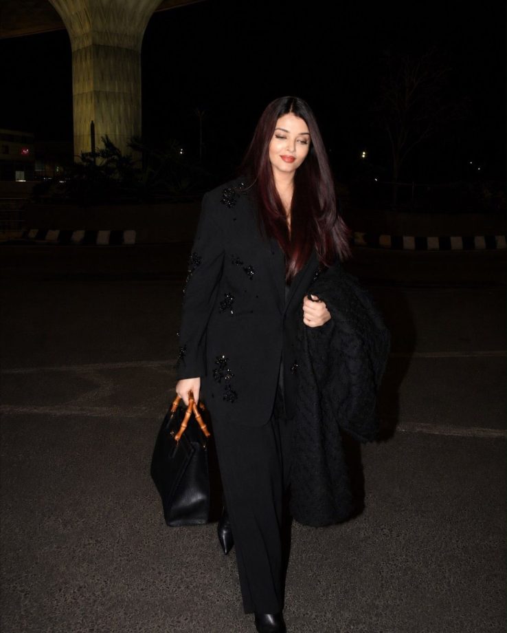 Aishwarya Rai Bachchan Airport Style Wins Power Dressing Game 1