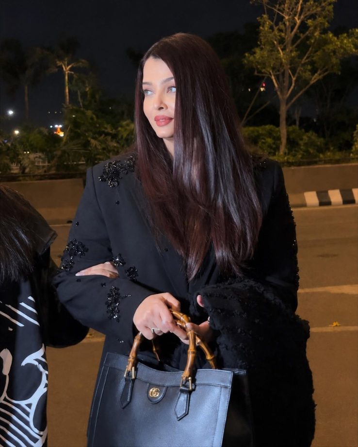 Aishwarya Rai Bachchan Airport Style Wins Power Dressing Game 1