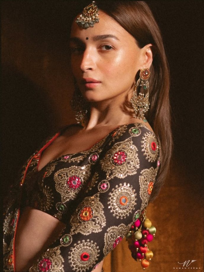 Alia Bhatt Rewrites Wedding Saree Fashion With Three Striking Blouse Designs 1
