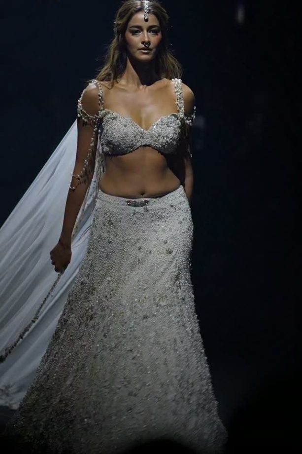 Ananya Panday's Uncomfortable Expression On The Ramp Leaves Internet Curious—Here's What Happened 1