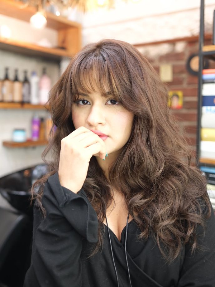 Avneet Kaur Brings Back Wispy Bangs Hairstyle 1