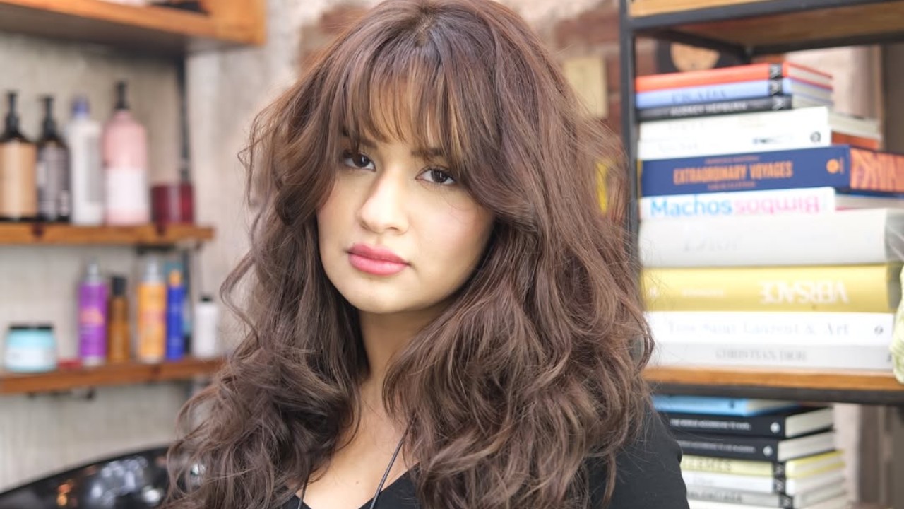 Avneet Kaur Brings Back Wispy Bangs Hairstyle 1