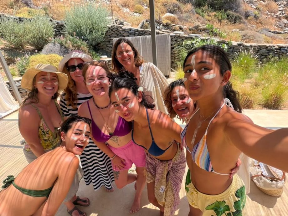 Check Out Ananya Panday’s Greece Photo Dump 1