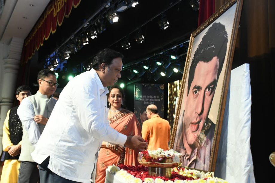 Hema Malini's 60 Years In Cinema Celebration Becomes Extra Special With Heartfelt Tribute To Dharmendra 1
