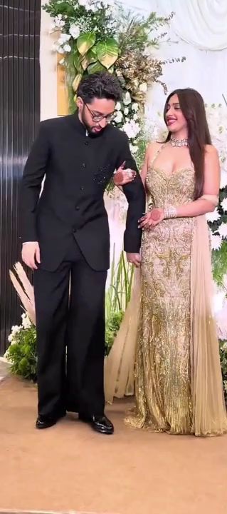 Inside Akansha Ranjan's Two Gorgeous Bridal Looks 1