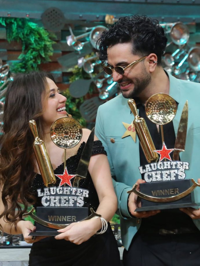 Jasmin Bhasin Goes All Cheers For Aly Goni As He & Jannat Zubair Lift Laughter Chefs S3 Trophy—Take A Look 1
