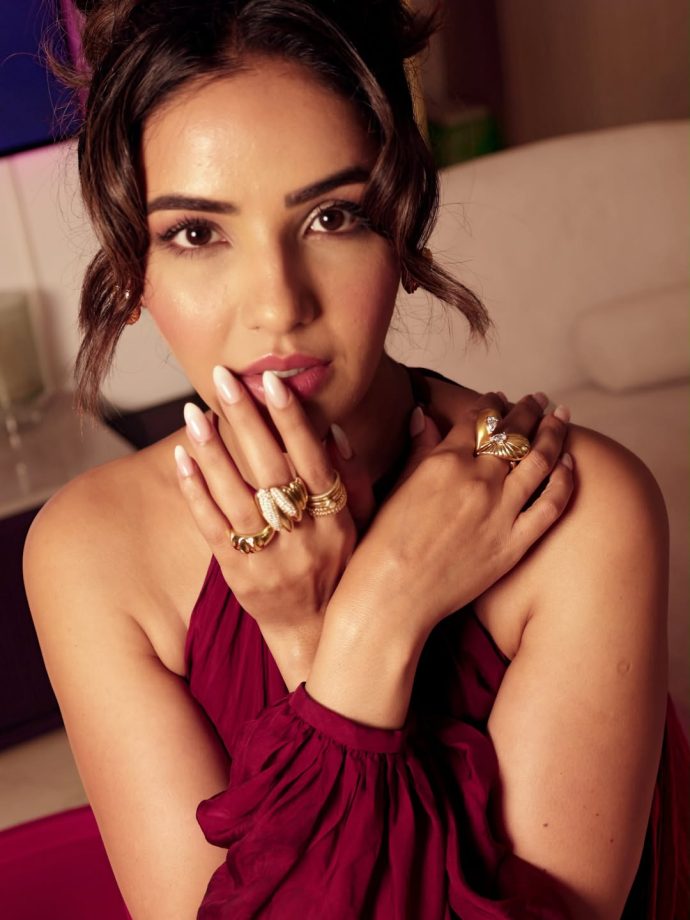 Jasmin Bhasin Serves Burgundy Mini Dress Glam 1