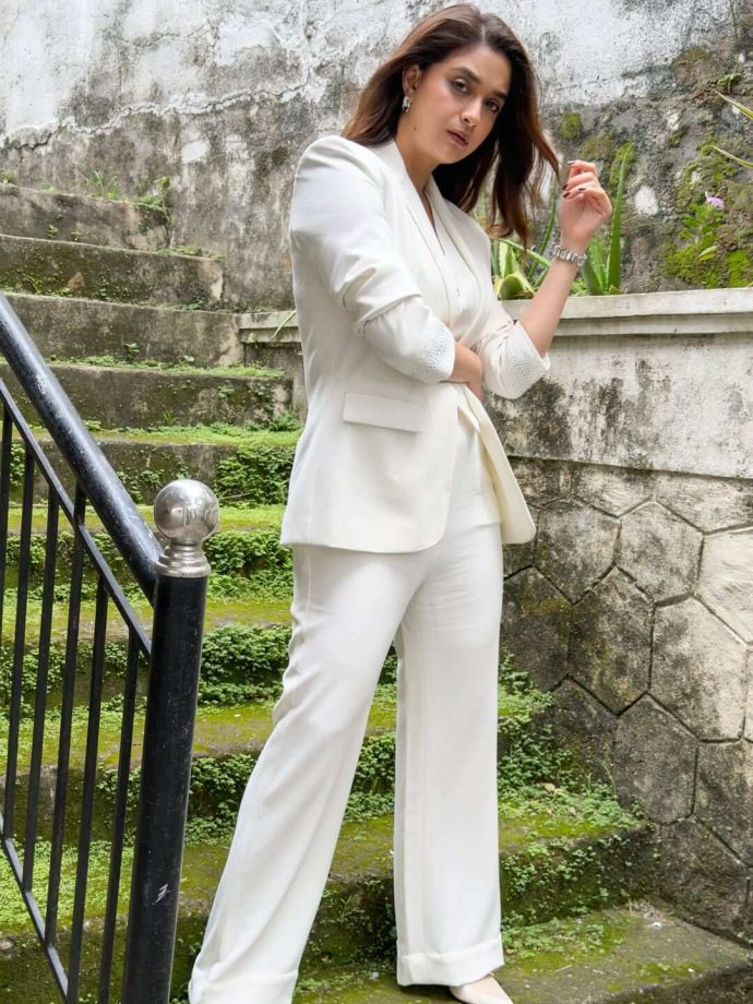 Keerthy Suresh Rocks Sophisticated White Suit Style 1