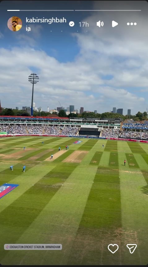 Kriti Sanon Enjoys India vs England ODI With Kabir Bahia, MS Dhoni, and Sakshi; Shares Adorable Selfie 1