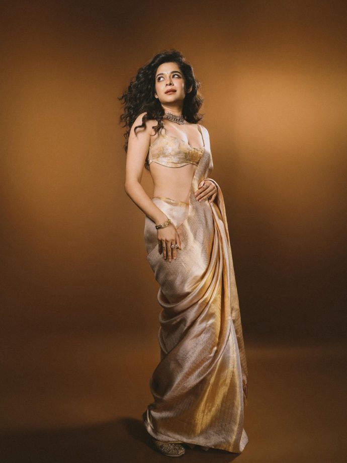 Mithila Palkar Keeps It Graceful in a Champagne Gold Saree 1