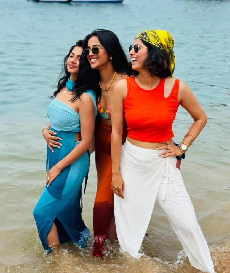 No Insecurity; Only Love: Garvita Sadhwani on Friendship and Competition 1