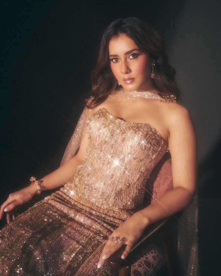 Raashii Khanna Sparks Golden Fashion Fever 1