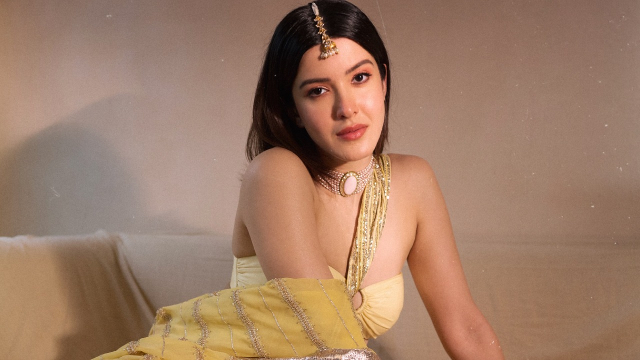 Shanaya Kapoor in a Radiant Yellow and Blush Pink Lehenga 1