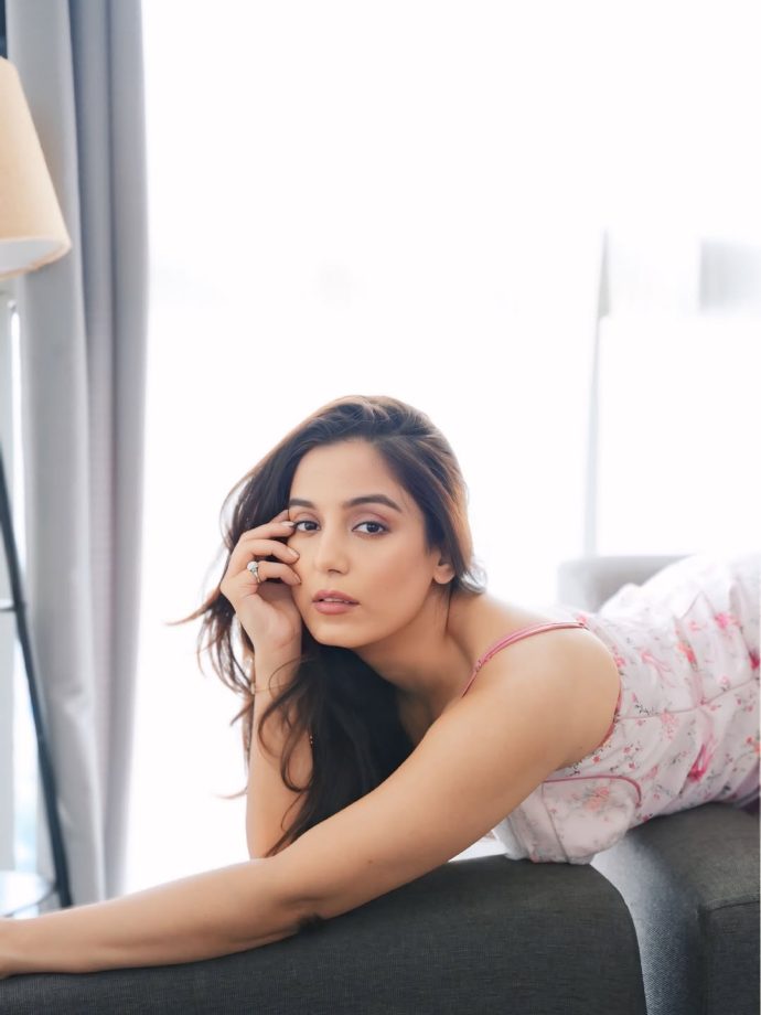 Srishty Rode Brings White Dress Floral Monsoon Charm 1