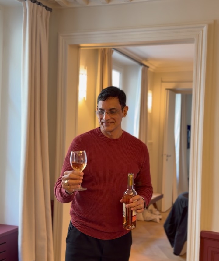 To-Do In Paris: Manushi Chhillar Shares Ultimate Family Travel Checklist 1