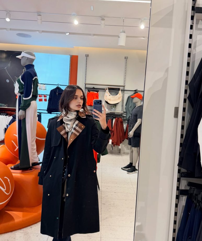 To-Do In Paris: Manushi Chhillar Shares Ultimate Family Travel Checklist 1