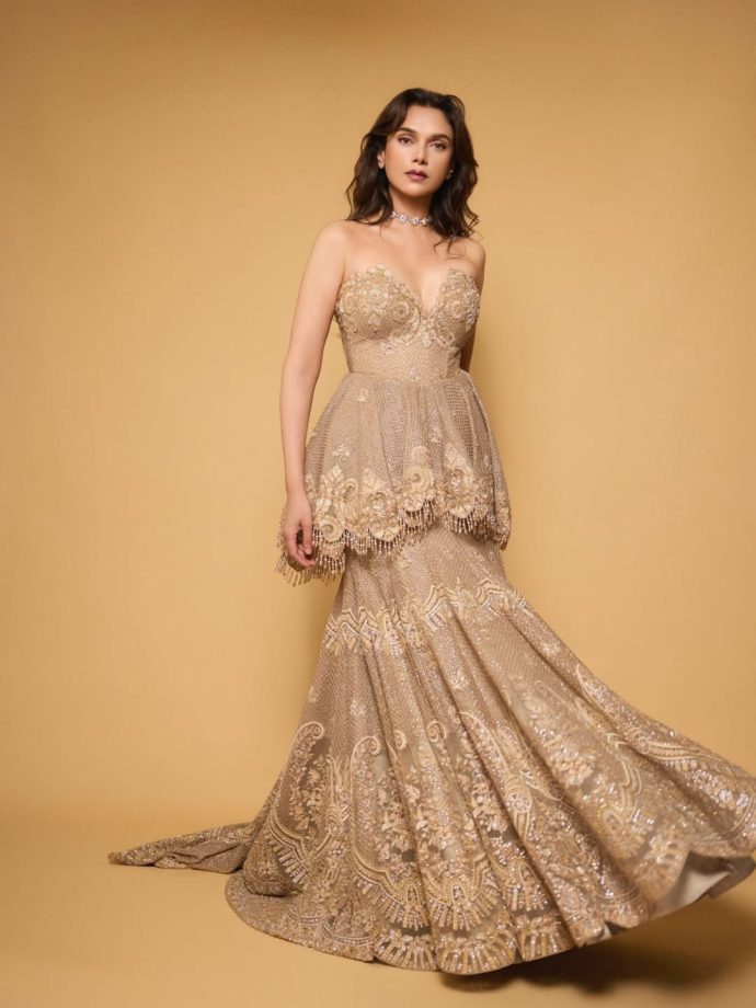 Aditi Rao Hydari, Sobhita Dhulipala Rule This Week's Couture Fashion 1